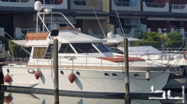 Motorboot Posillipo Tobago 47