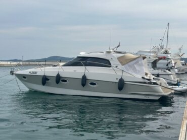 Motorboot Elan 35 HT