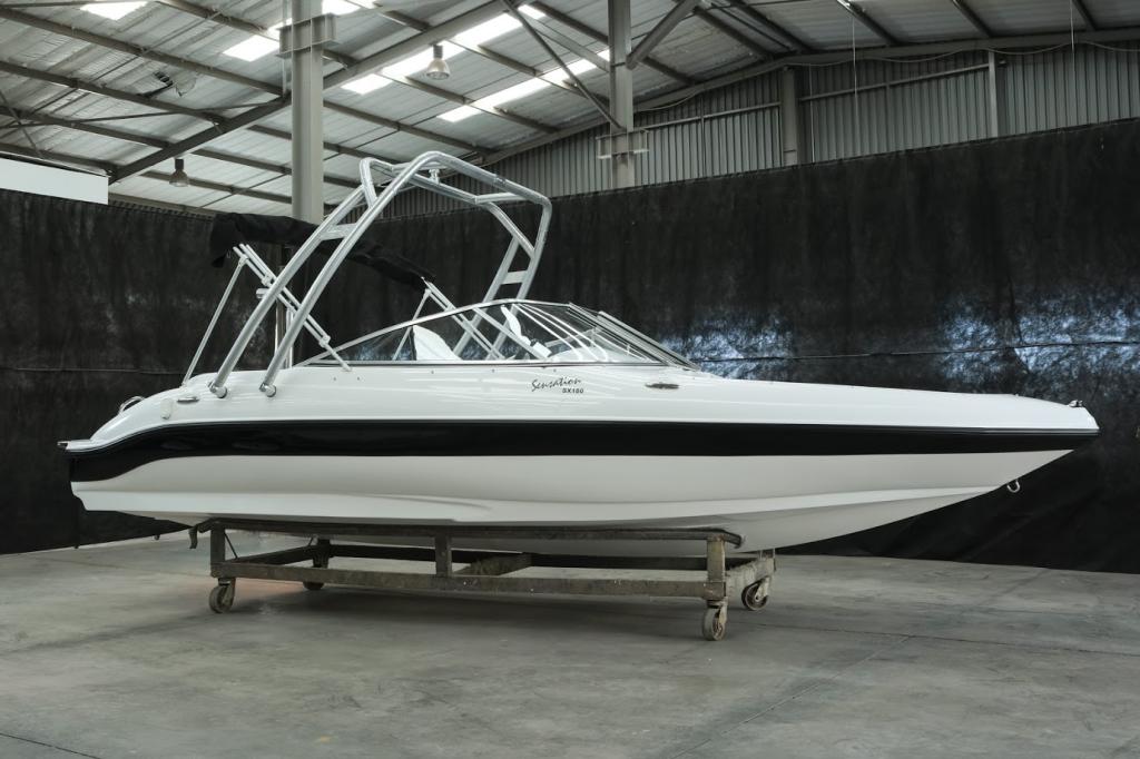 Motorboot Sensation SX180