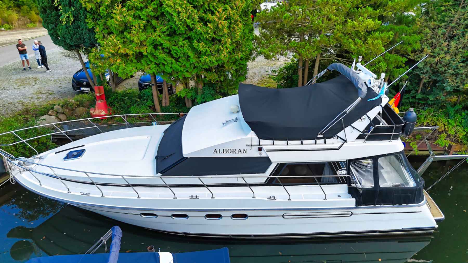 Motorboot Neptunus 138 / 46 Flybridge Sedan