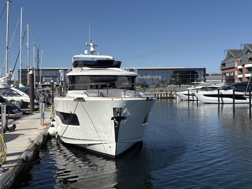 Motorboot Nimbus 495 Flybridge