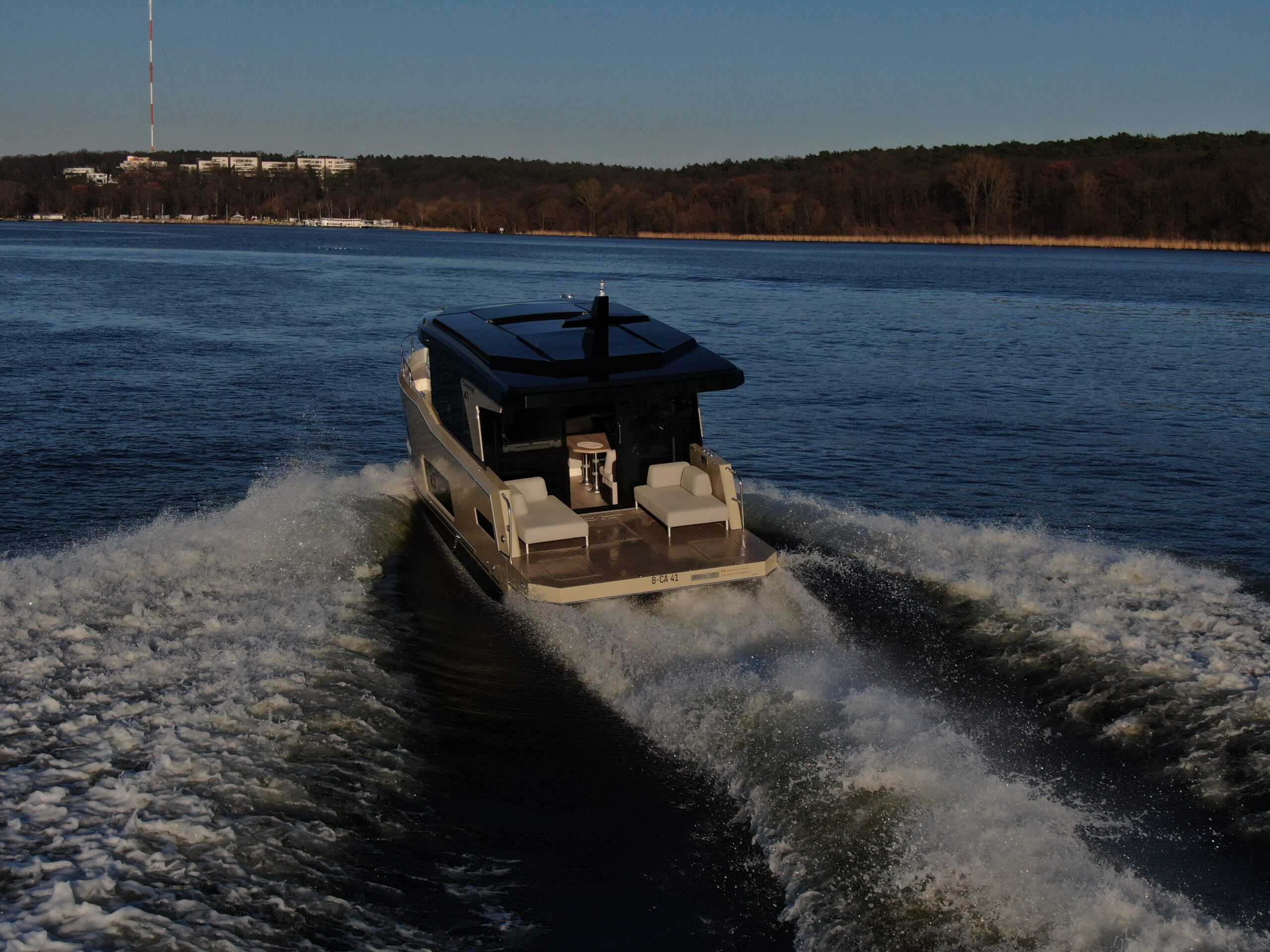 Motorboot Cobra Yachts Campione 41 Coupe