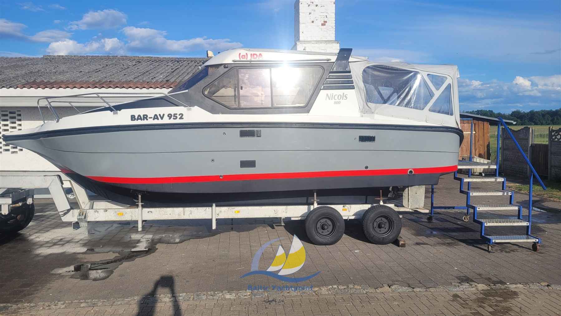 Motorboot Nicols 800