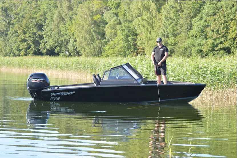 Motorboot raubfischzentrum 570 DC