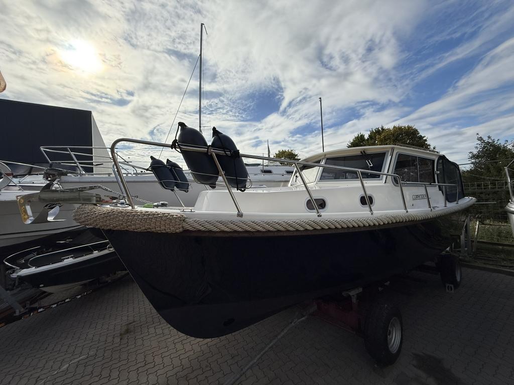 Motorboot Admiral 940 (Comander 10.0)