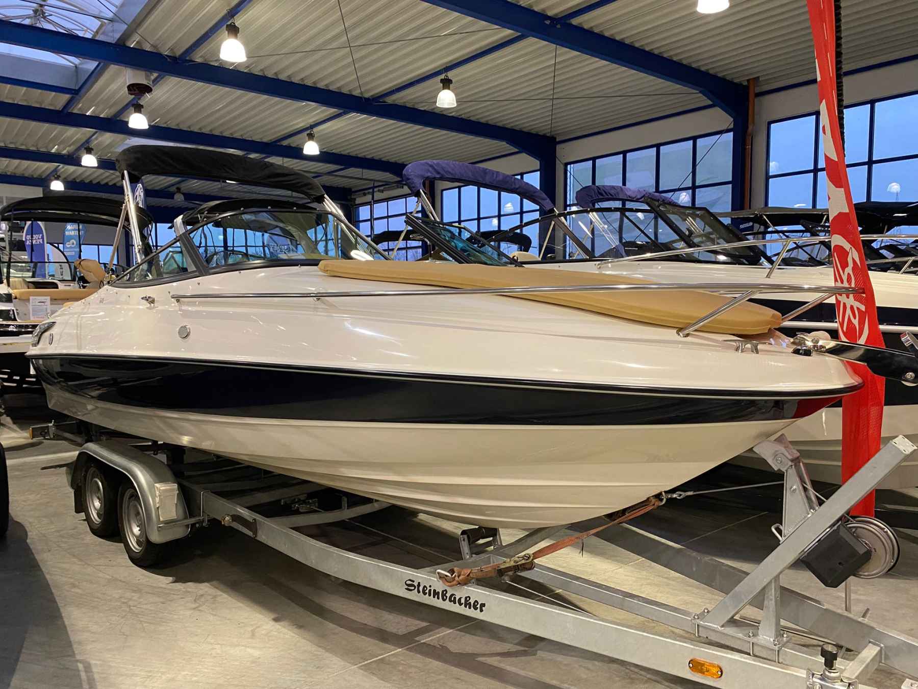 Motorboot AUSTER 680 CC Vorführmodell