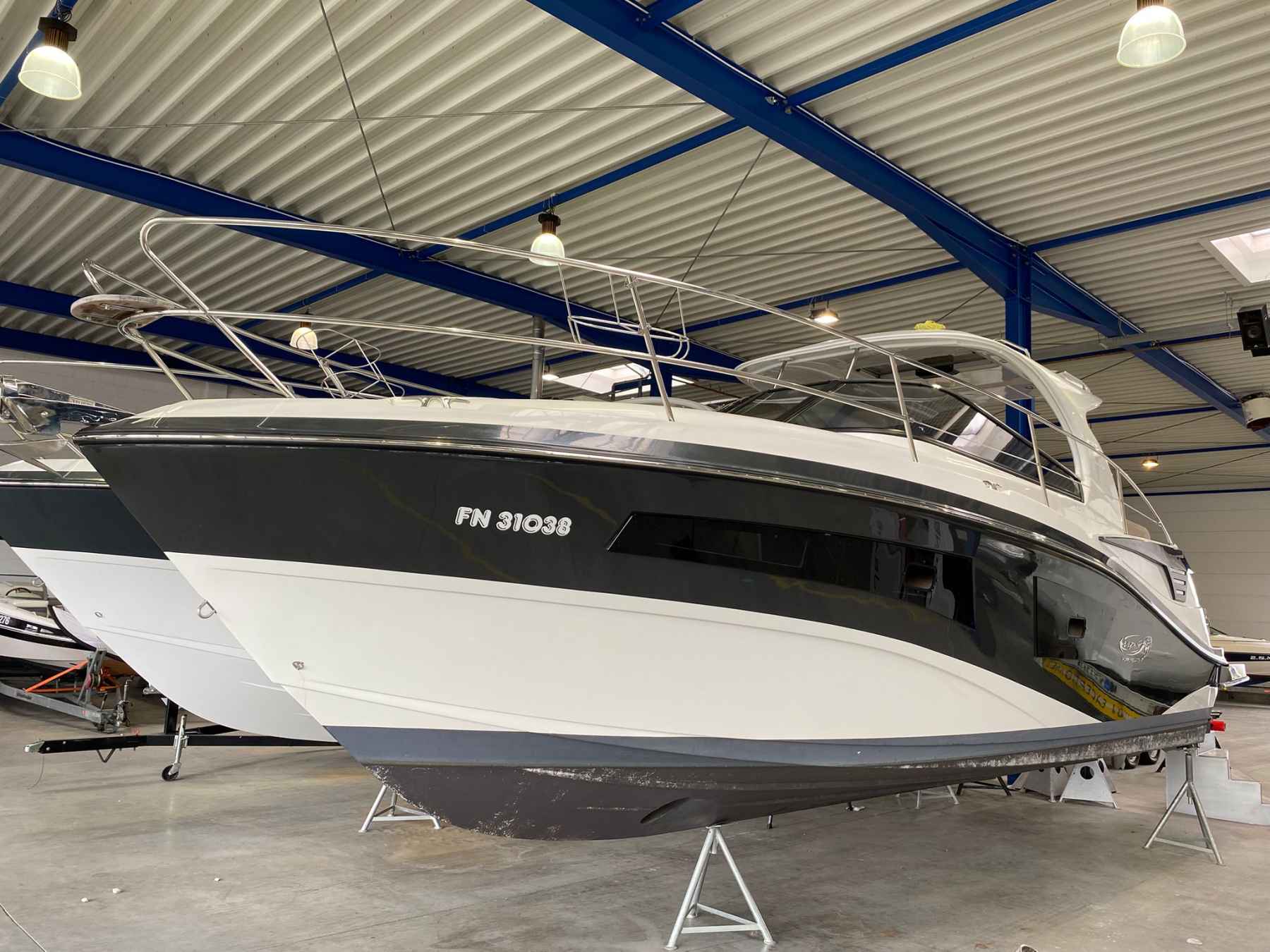 Motorboot Viper V 323 HT