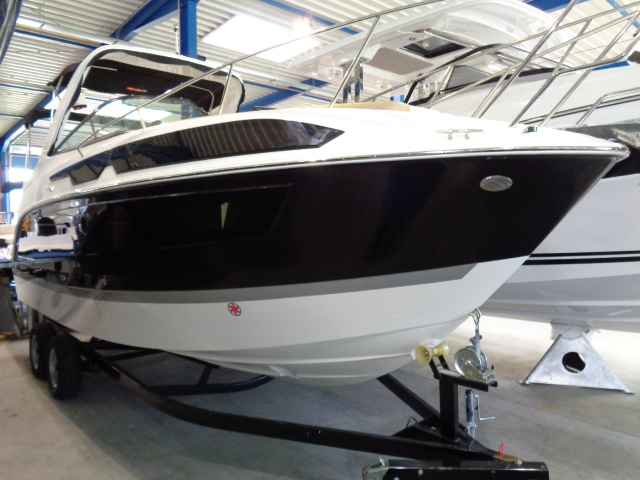 Motorboot Bayliner Ciera 8