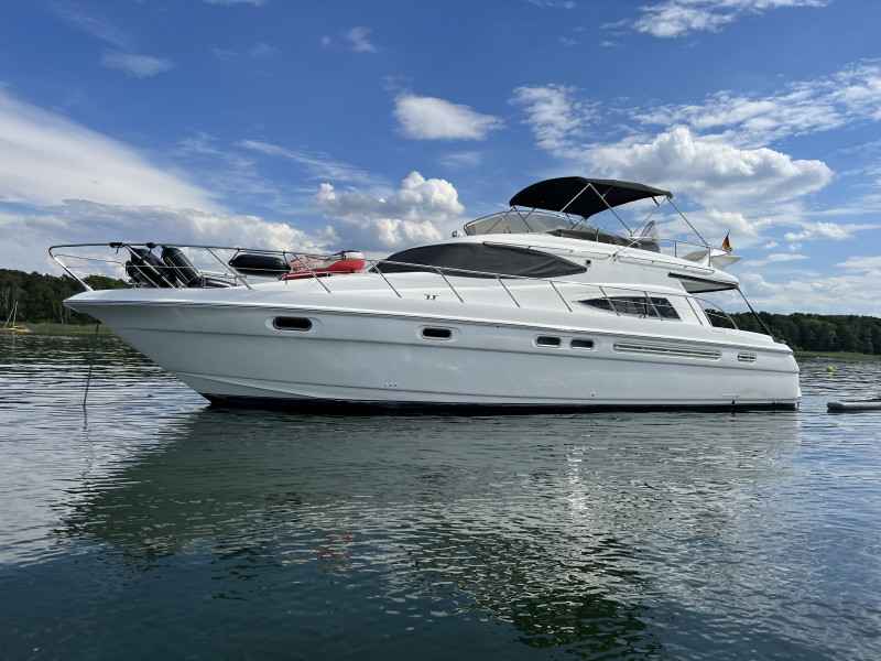 Motorboot Sealine T 52