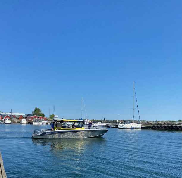 Motorboot Buster Boats (FI) Phantom