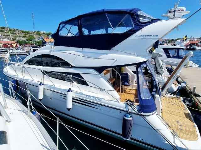 Motorboot Fairline Phantom 40 Fly