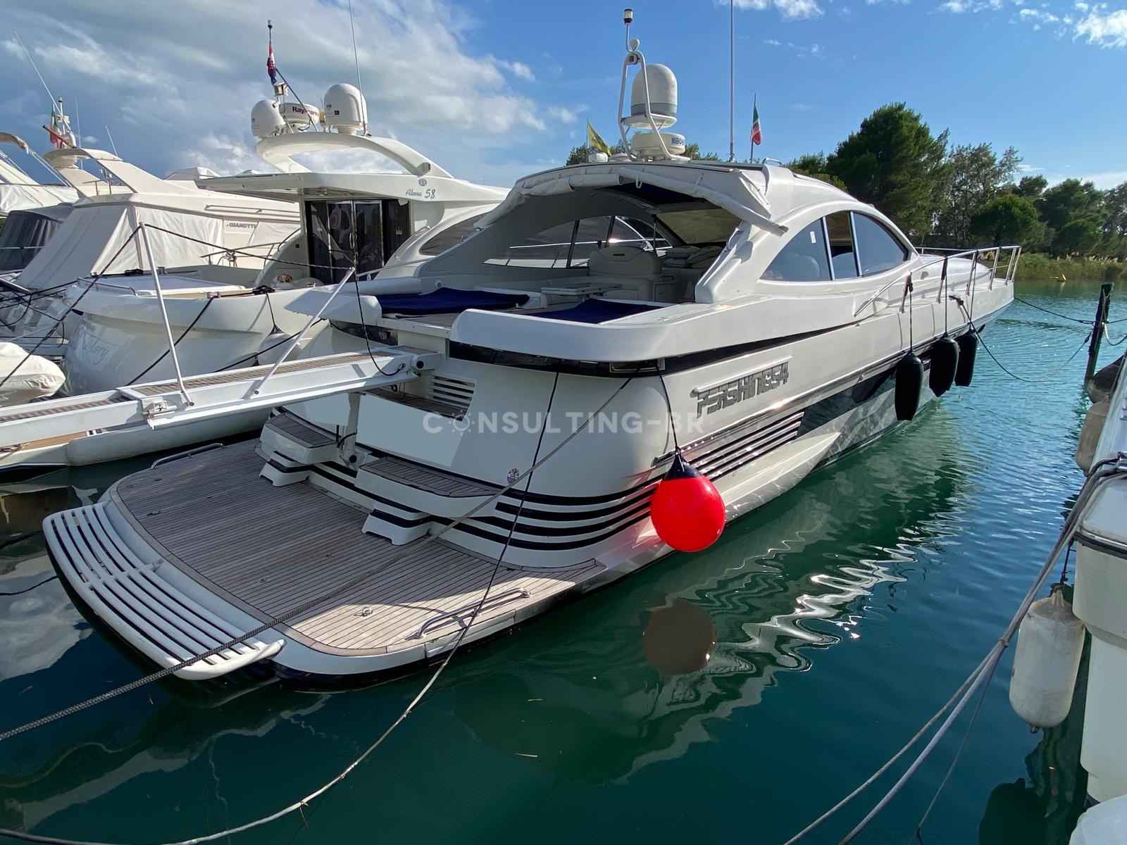Motorboot Pershing 54