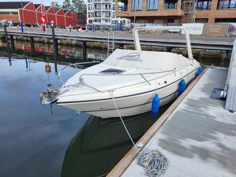 Motorboot Astromar LS-707