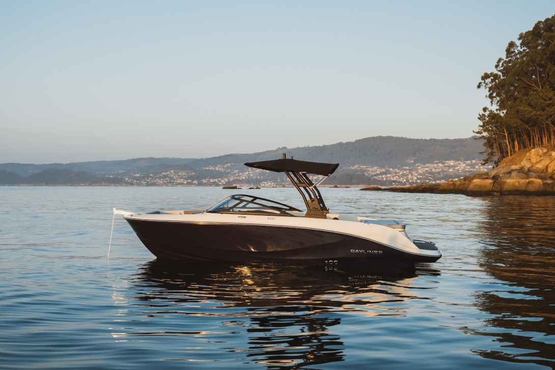 Motorboot Bayliner V22i Bowrider