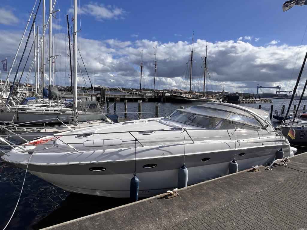 Motorboot Bavaria 42 Sport