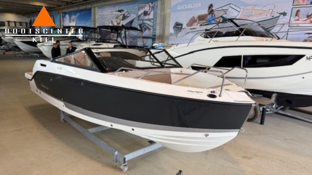 Motorboot Quicksilver Activ 675 Bowrider
