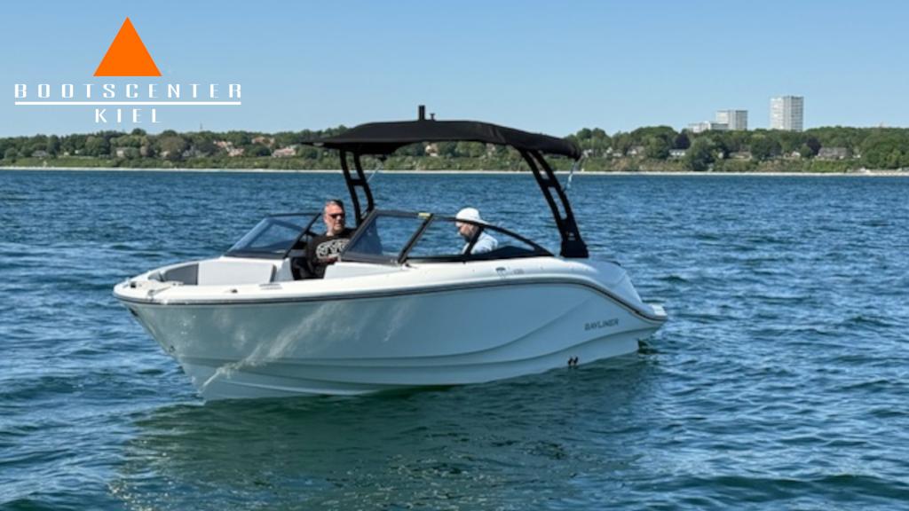Motorboot Bayliner V20i