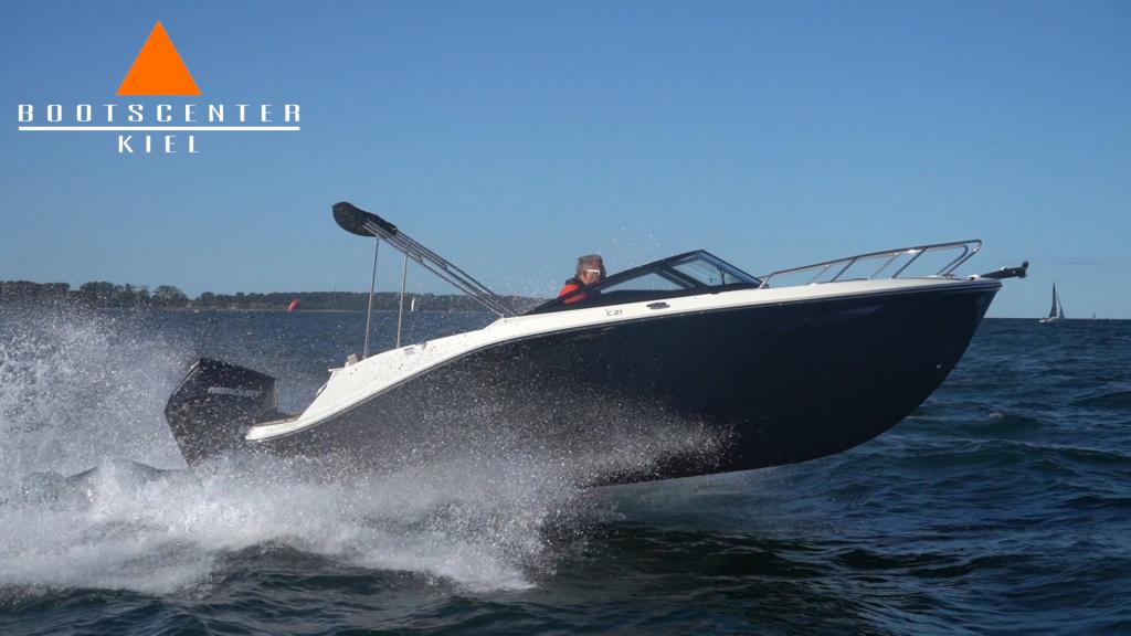 Motorboot Bayliner C21 Cuddy Cabin inkl. Mercury V6 Außenbordmotor F225XL