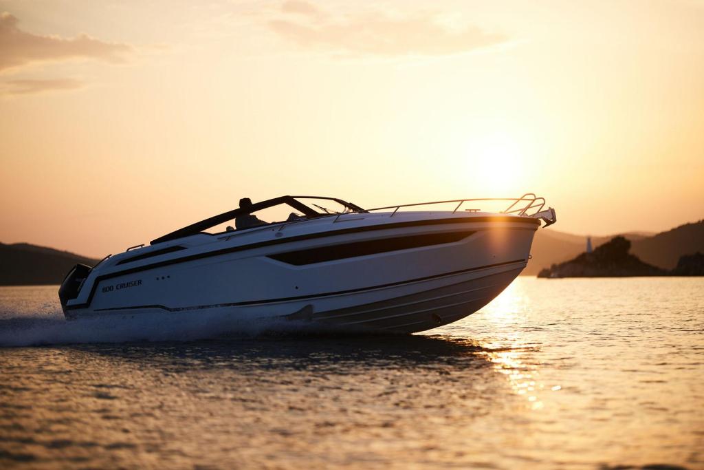 Motorboot Parker 800 Cruiser