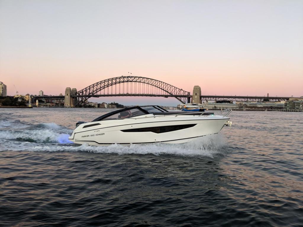 Motorboot Parker 850 Voyager