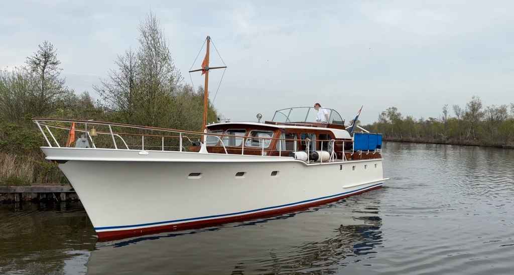 Motorboot Super van Craft 13.80