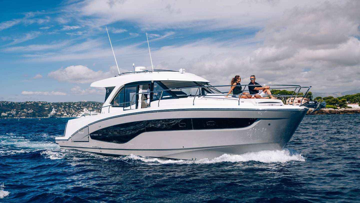 Motorboot Beneteau Antares 12 Coupe