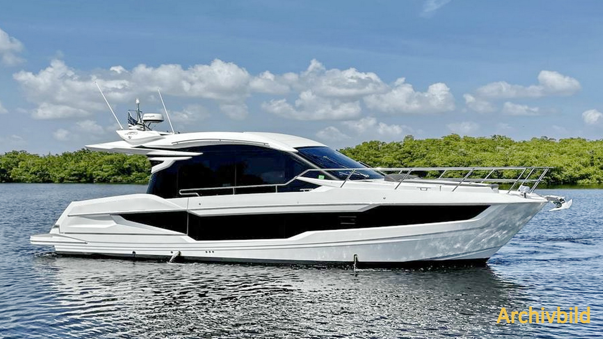 Motorboot Galeon 410 HTC
