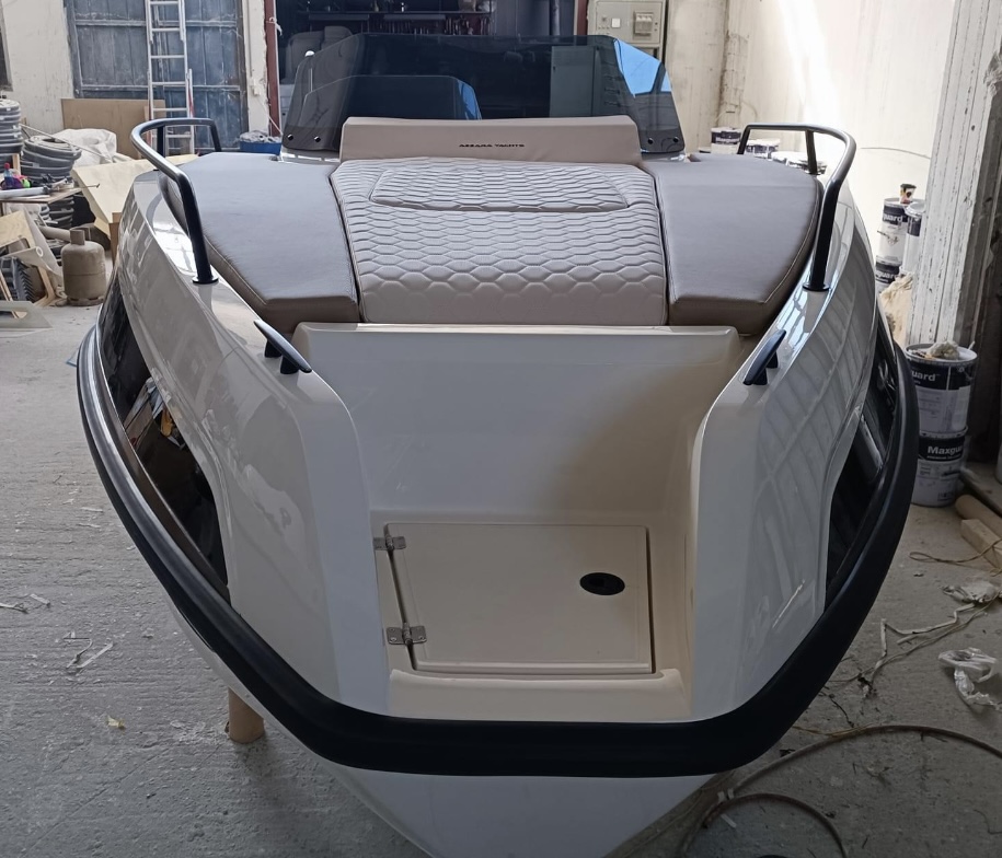 Motorboot Azzara 67S