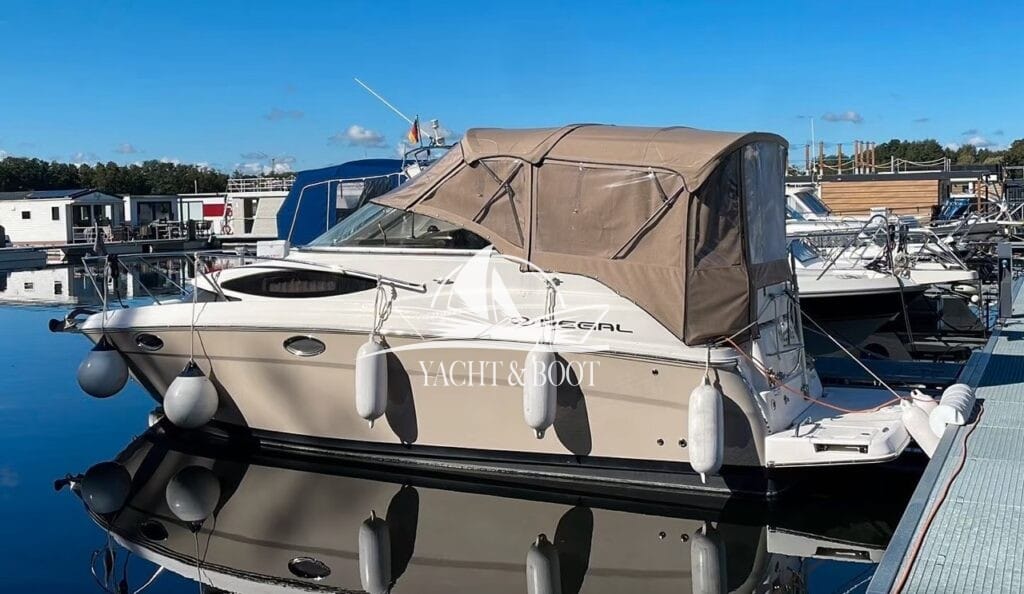 Motorboot Regal 2565 Window Express