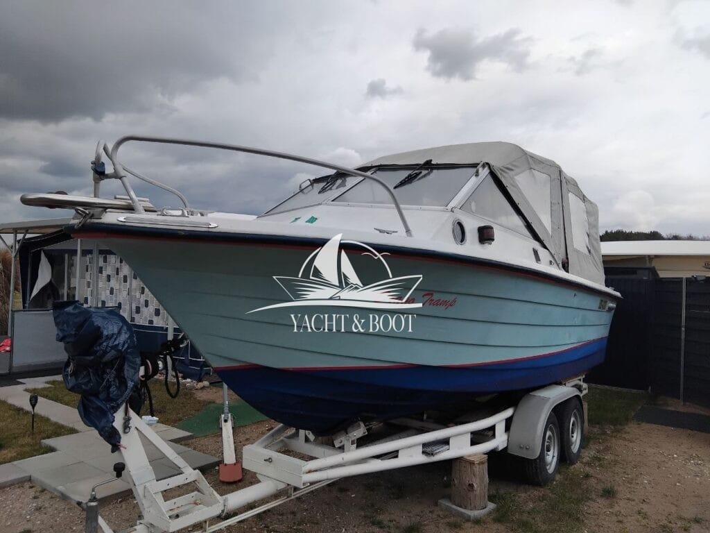 Motorboot Draco Tramp