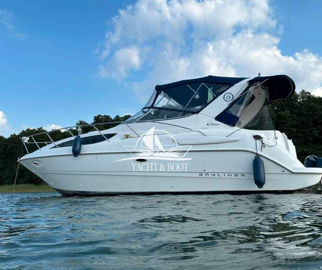 Motorboot Bayliner 3055