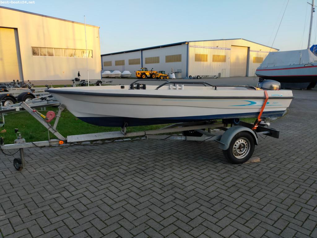 Motorboot TERHI ABSIA