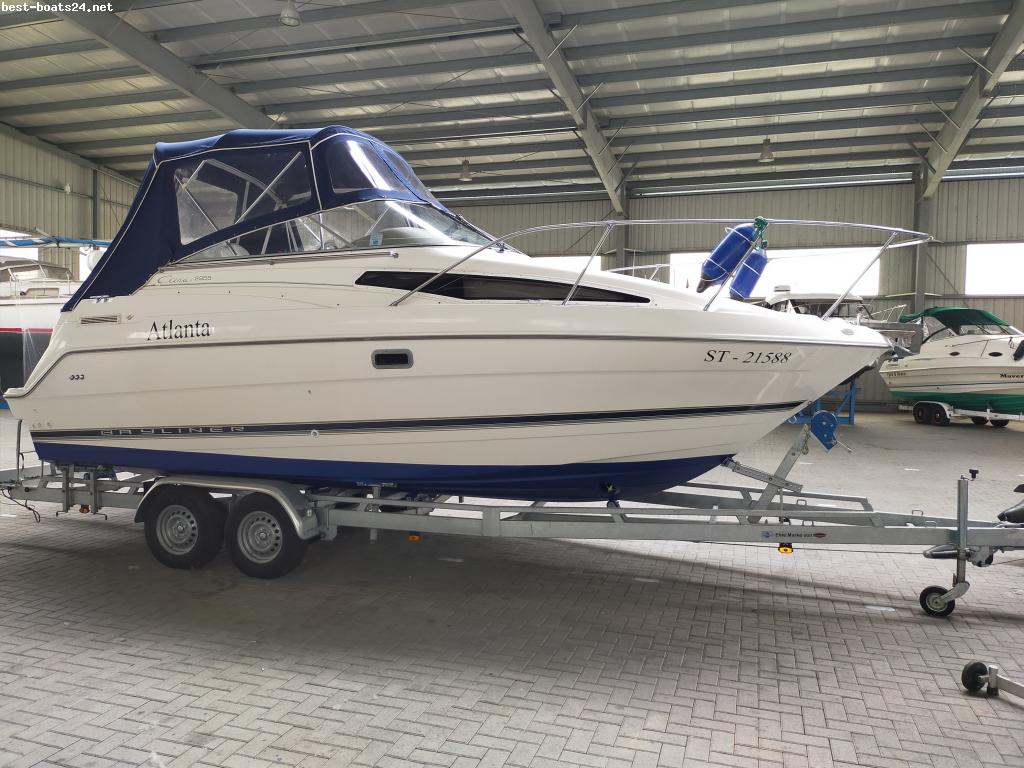 Motorboot BAYLINER CIERRA 2355
