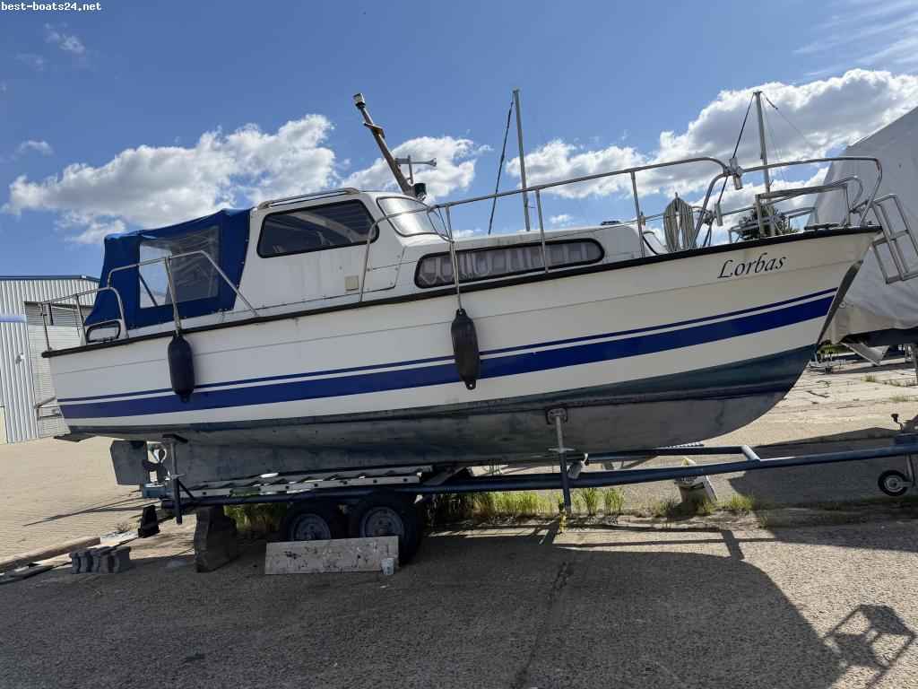 Motorboot ALBIN 25 AK